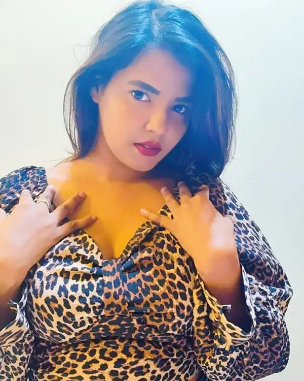Sakshi vip call girls in Jabalpur